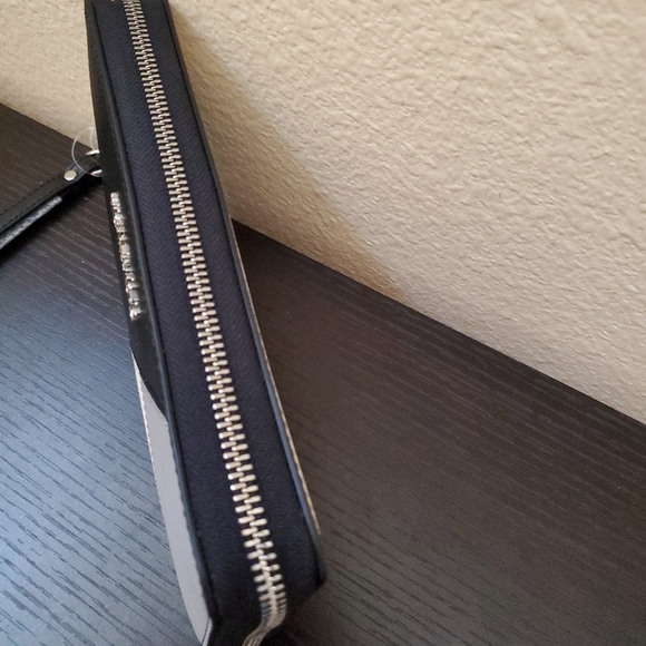 Michael kors Large Zip Around Continental Wallet - Picture 4 of 10